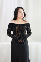 (Premium) Thaleessi Lace Off Shoulder Top in Black