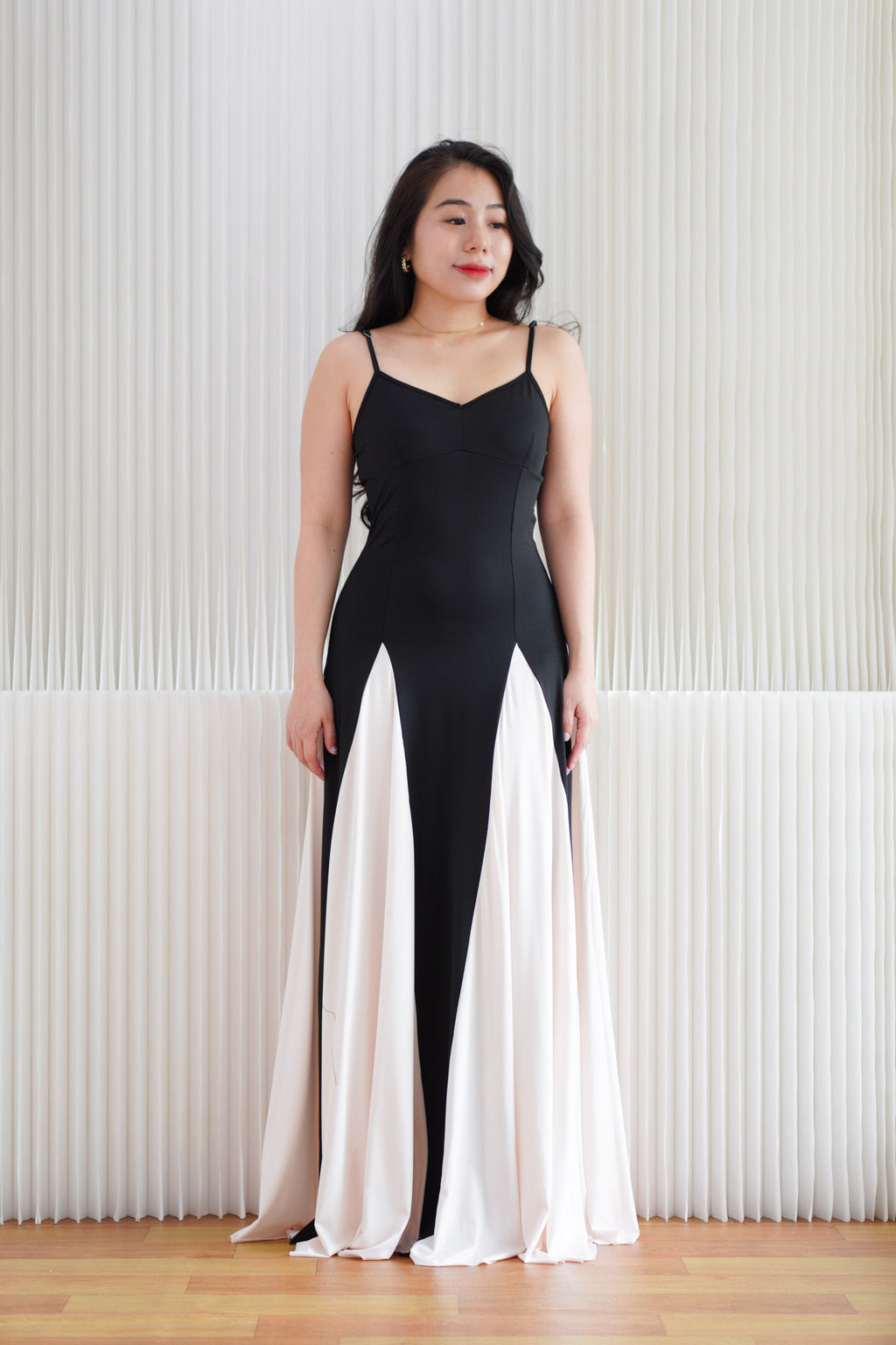Dessa Colour Block Flowy Maxi Dress in Black and White