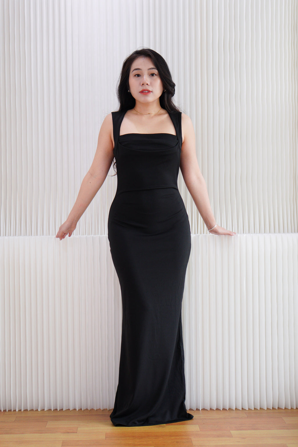 Disa Square Neck Bodycon Maxi Dress in Black