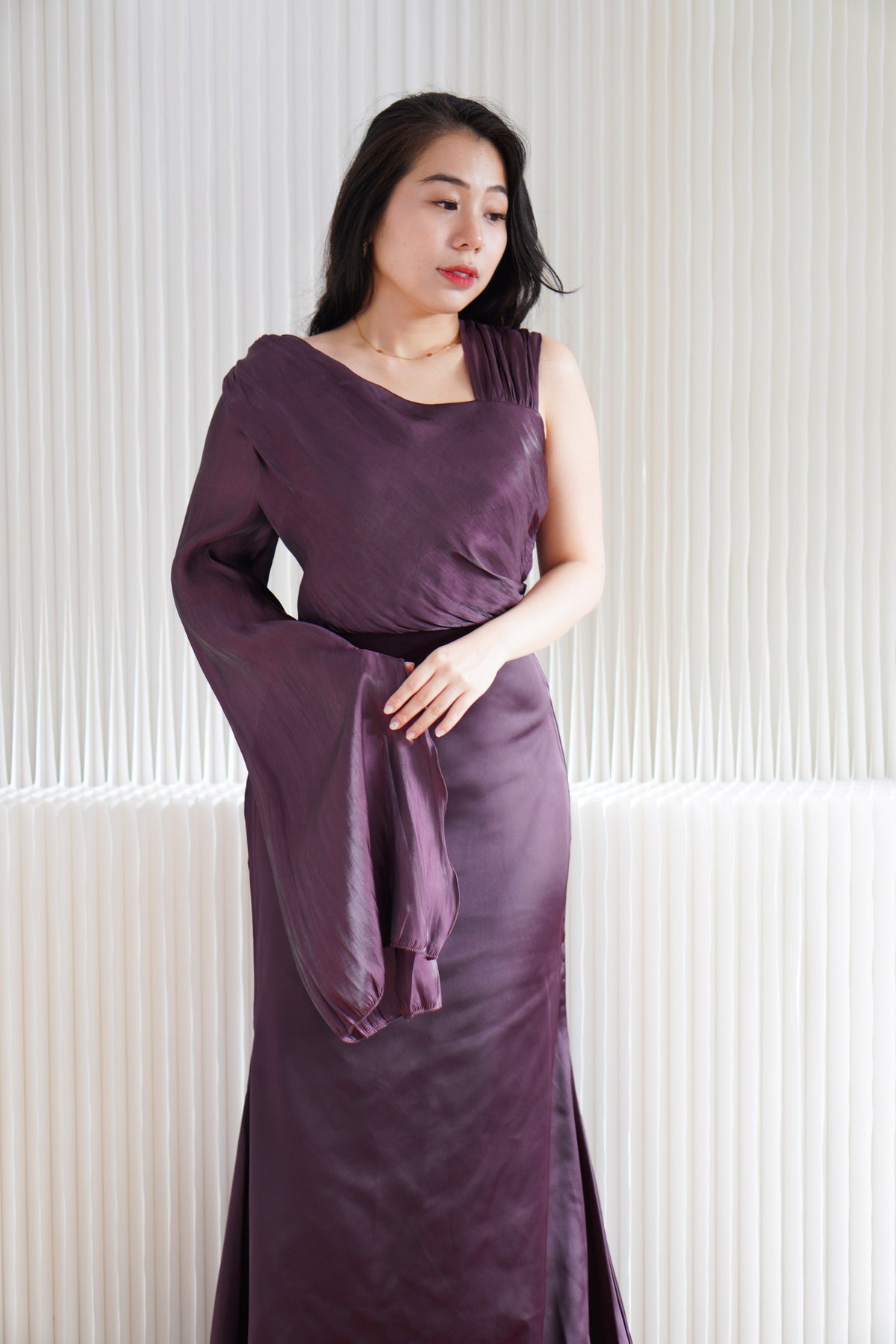 Elune Toga Sleeves Satin High Waist Maxi Dress in Purple
