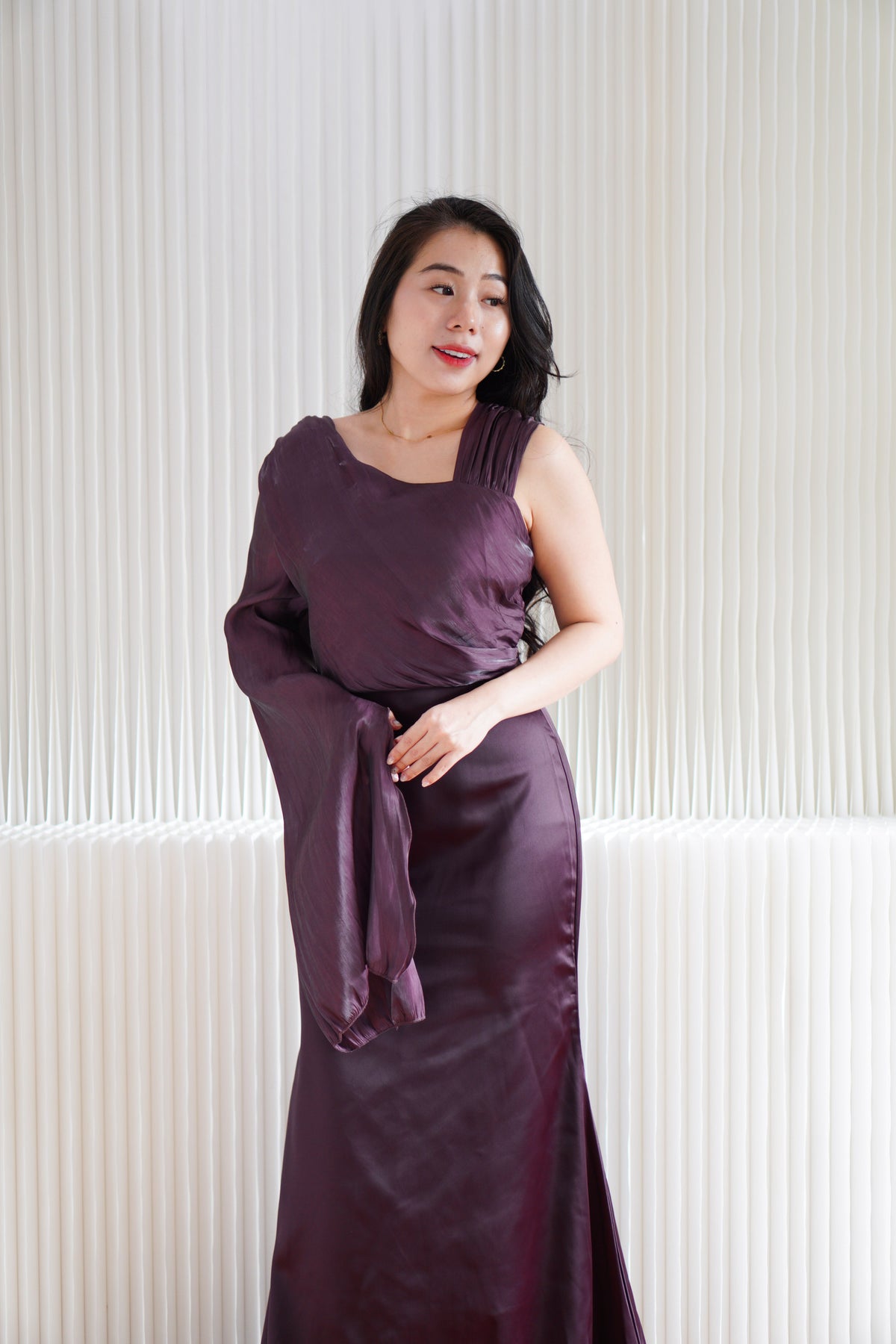 Elune Toga Sleeves Satin High Waist Maxi Dress in Purple