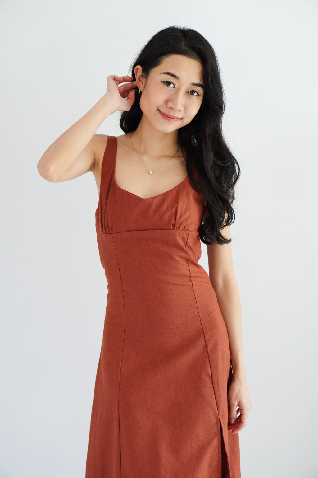 Haevia Linen A-Line Dress with Slit in Brick Red