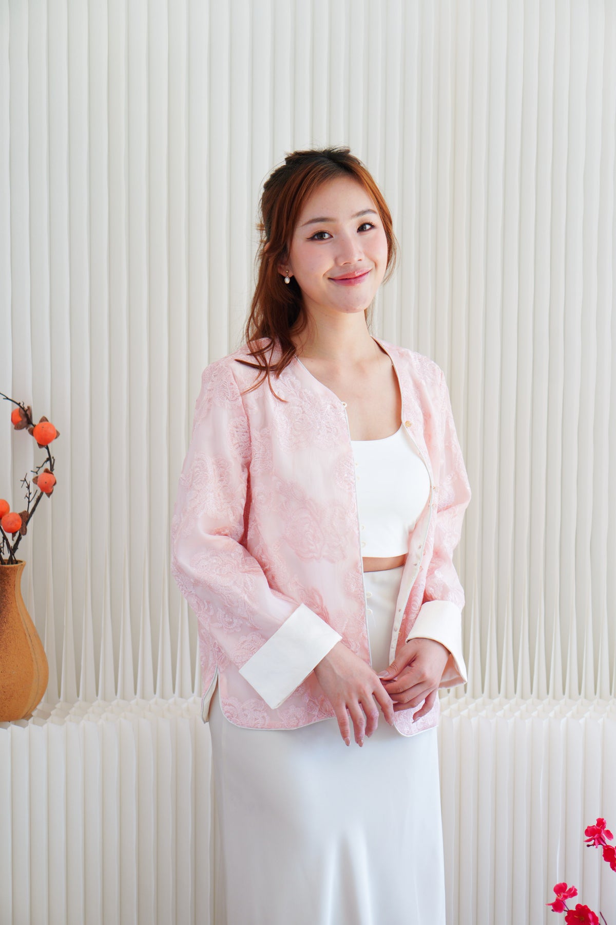 (BACKORDER) Sha Li Long Sleeve Embroided Cheongsam Top in Pink