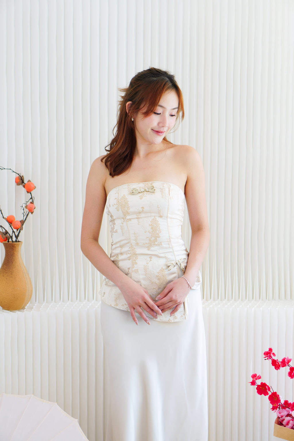Fu Yi Tube Peplum Cheongsam Top in Cream