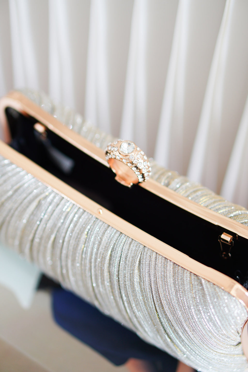 (BACKORDER) Dinner Clutch in Black