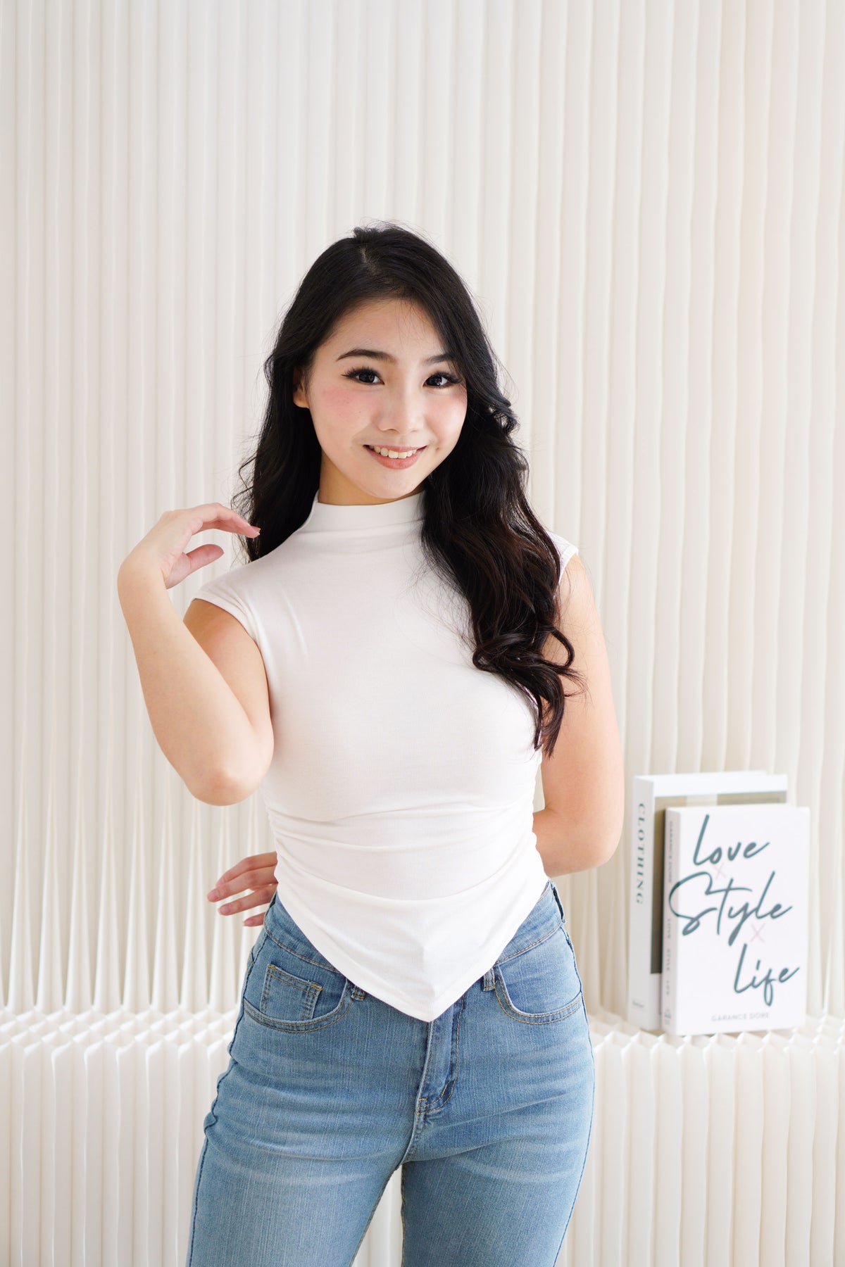 Elysia Basic High Neck Ruched Waist Top in White