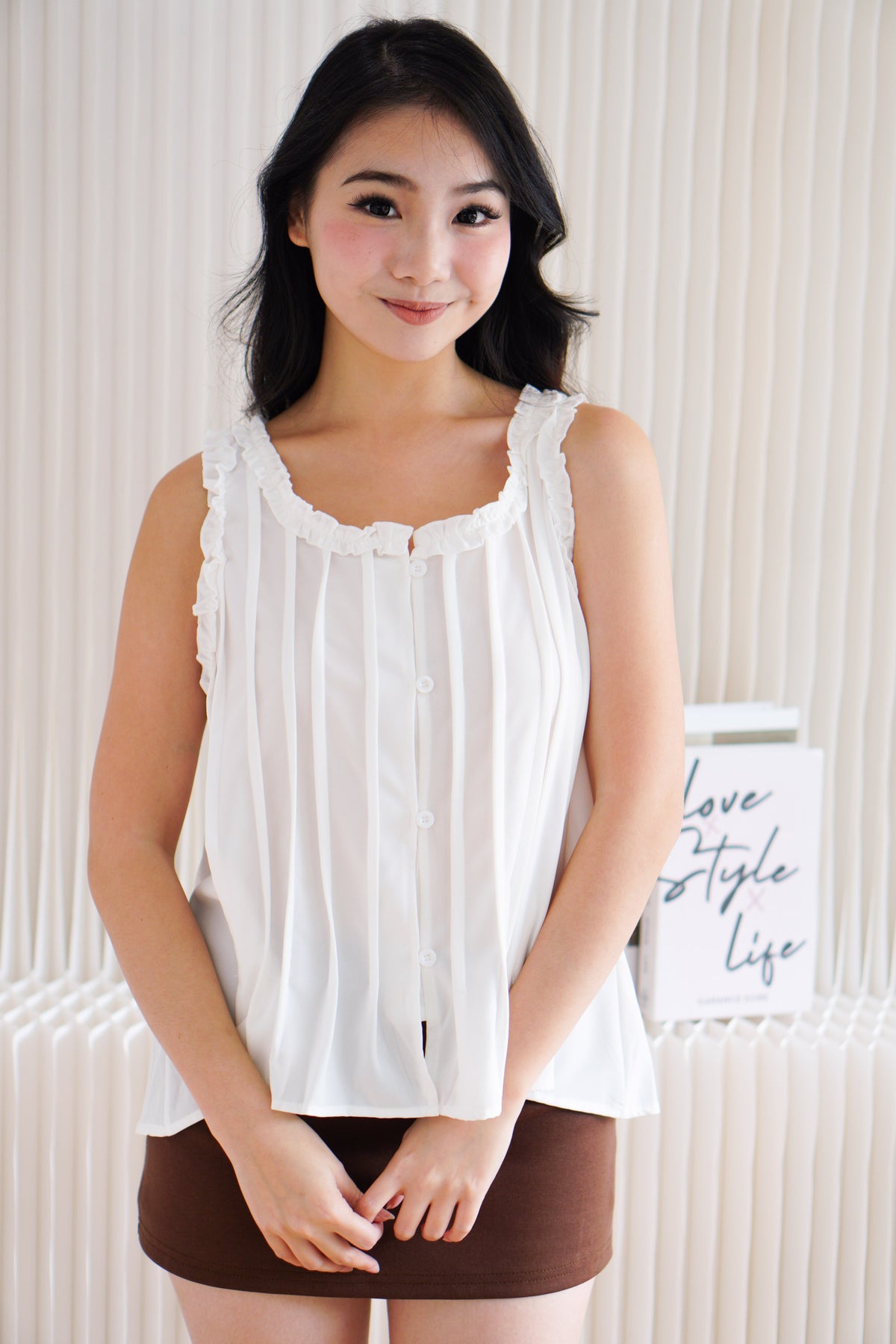 Nerelle Pleated Baby Doll Top in White