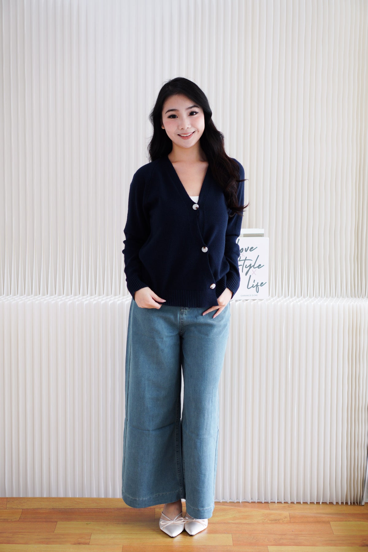Novita Cardigan Top in Dark Blue