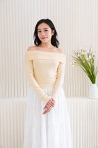 Everlia Off Shoulder Top in Yellow Beige