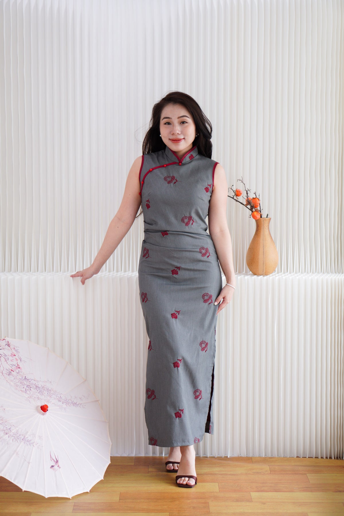 Yu Ting Straight Cut High Neck Cheongsam in Dark Grey and Red