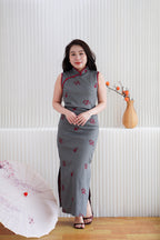 Yu Ting Straight Cut High Neck Cheongsam in Dark Grey and Red
