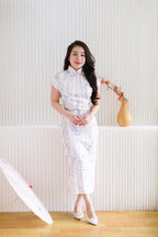 Hao Ran Short Sleeves Floral Cheongsam In Purple and White