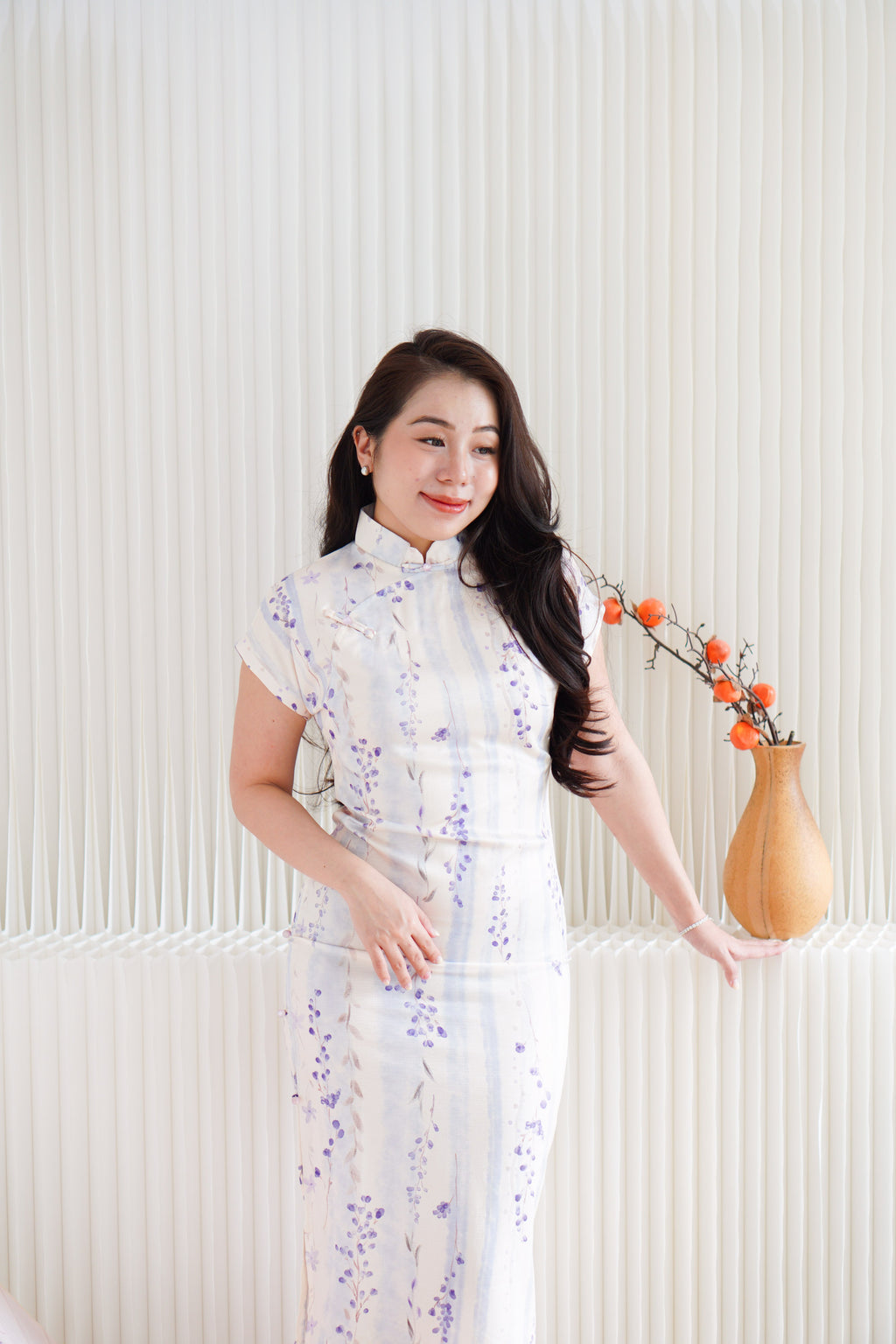 Hao Ran Short Sleeves Floral Cheongsam In Purple and White