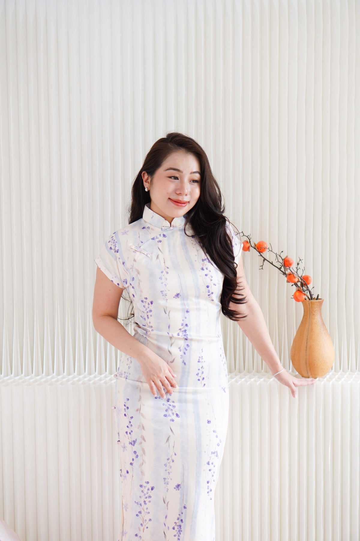 Hao Ran Short Sleeves Floral Cheongsam In Purple and White