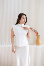 (BACKORDER) Yi Ru Modern Cheongsam Top in White
