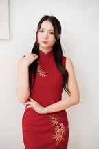 Zhu Rui High Neck Modern Cheongsam in Red