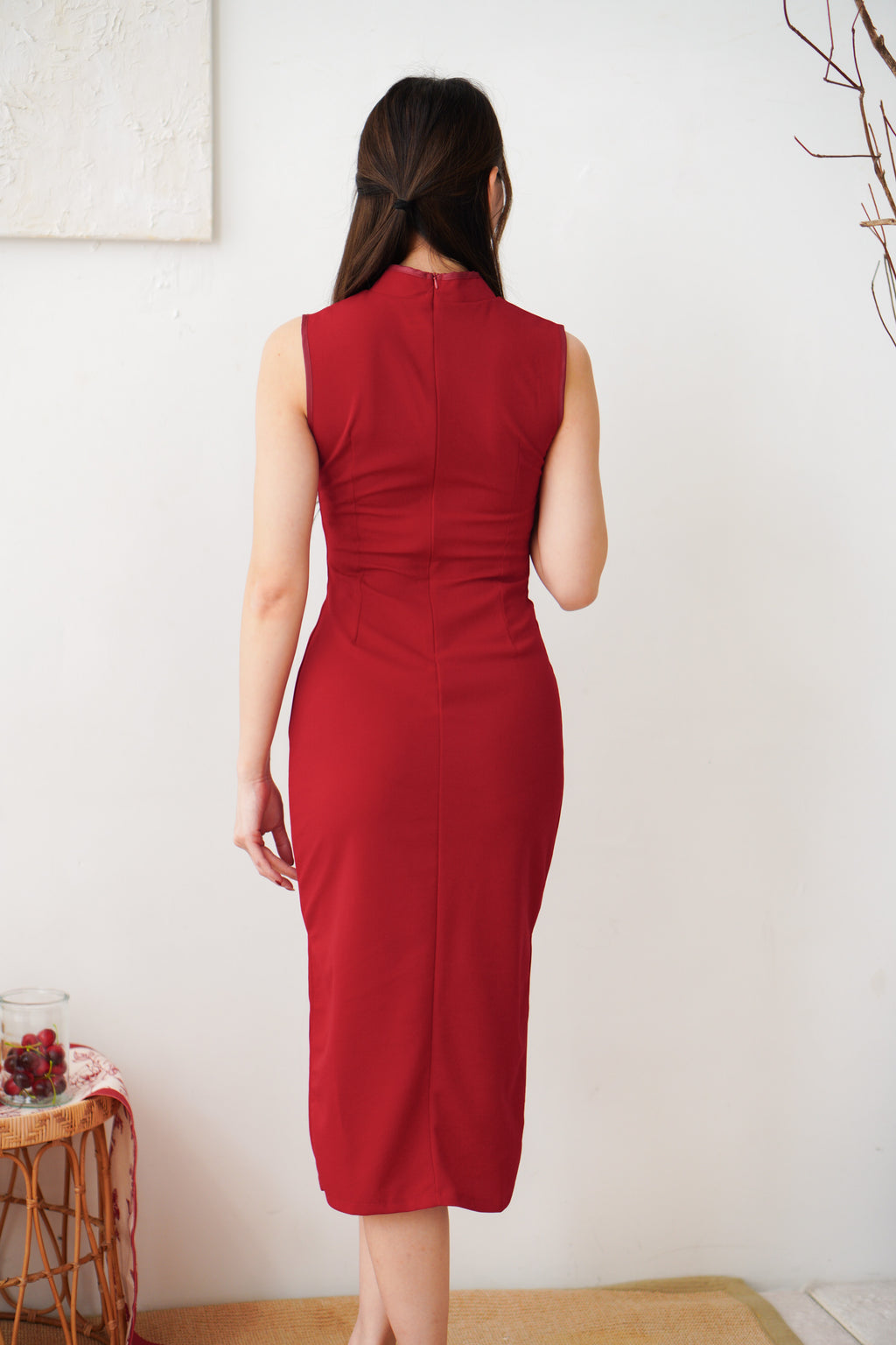 Zhu Rui High Neck Modern Cheongsam in Red