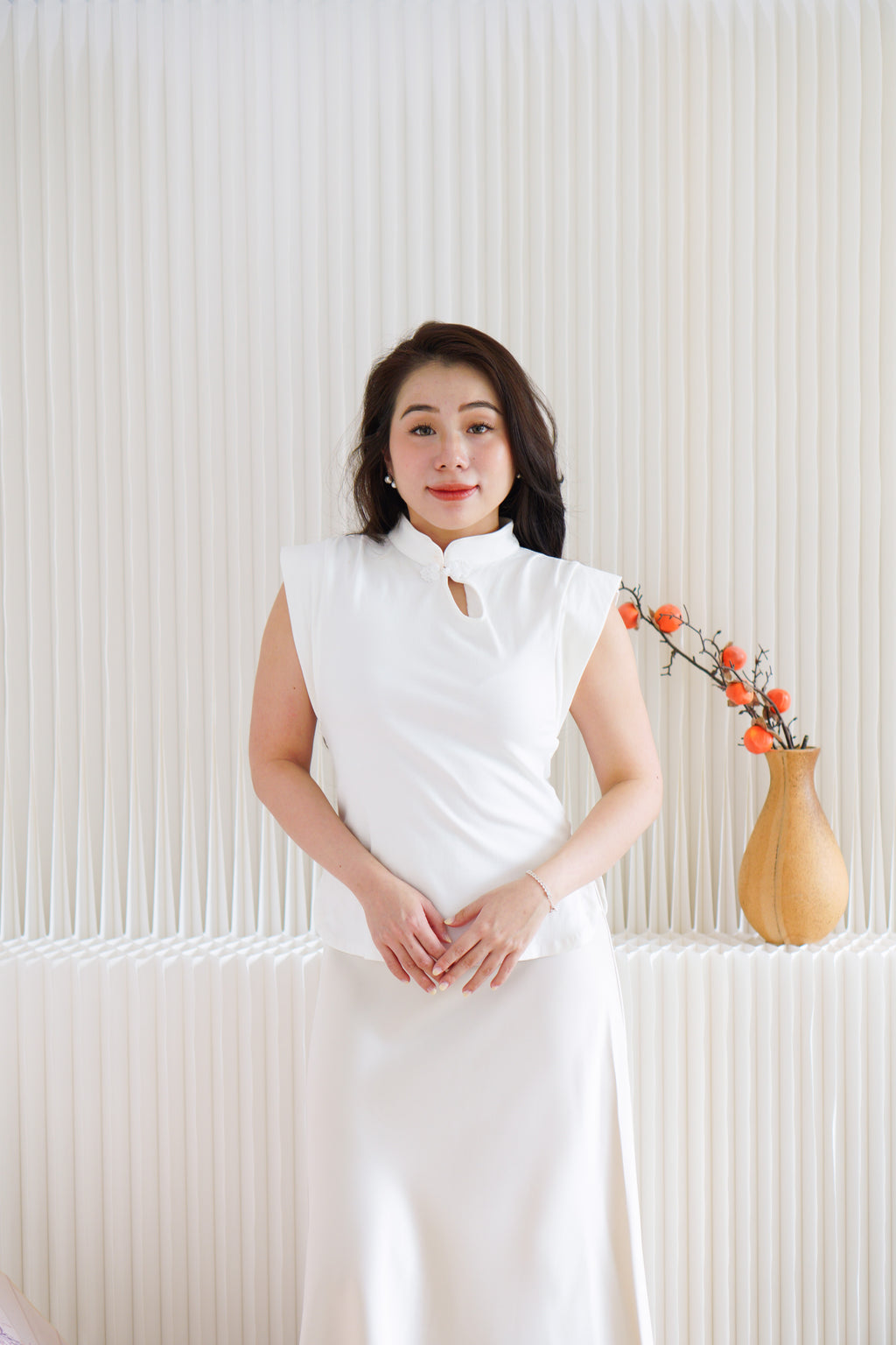 (BACKORDER) Yi Ru Modern Cheongsam Top in White