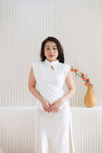 (BACKORDER) Yi Ru Modern Cheongsam Top in White