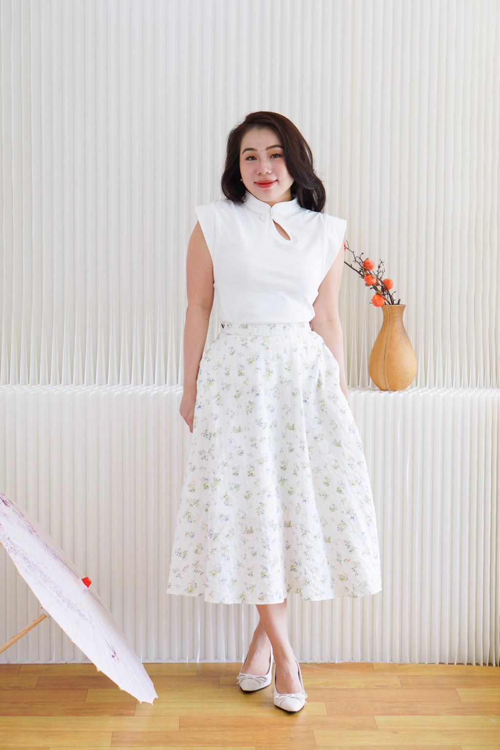 (BACKORDER) Yi Ru Modern Cheongsam Top in White