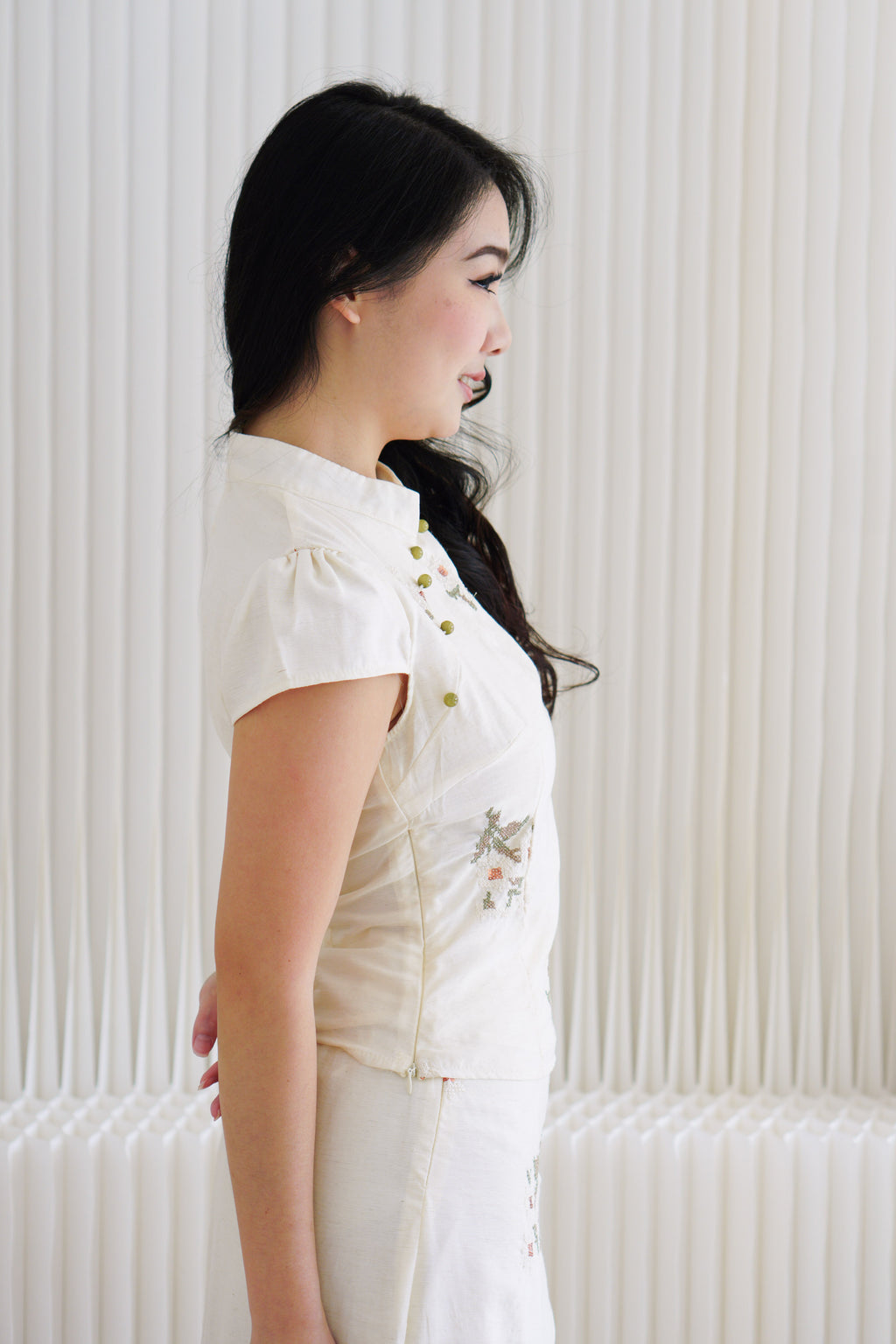 Jing Wen Modern Cheongsam 2 Piece Skirt Set in Cream