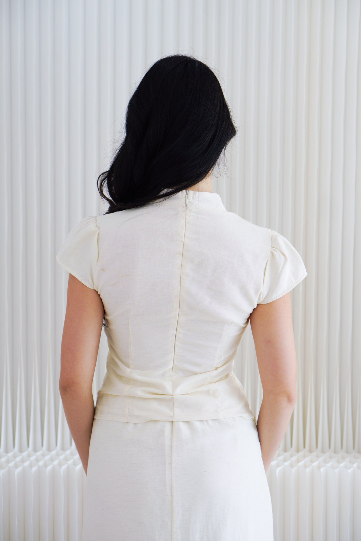 Jing Wen Modern Cheongsam 2 Piece Skirt Set in Cream