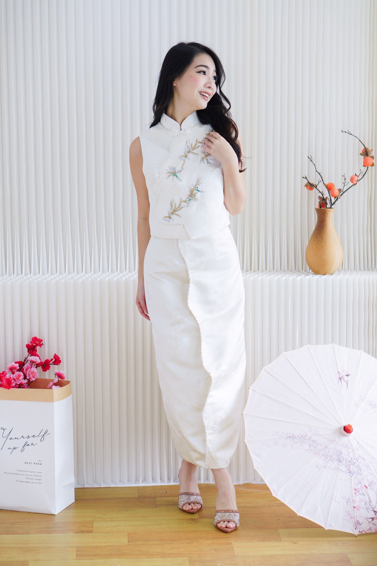 (Premium) Bai Lu Embellished 2 Piece Cheongsam Skirt Set in White