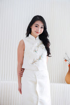(Premium) Bai Lu Embellished 2 Piece Cheongsam Skirt Set in White