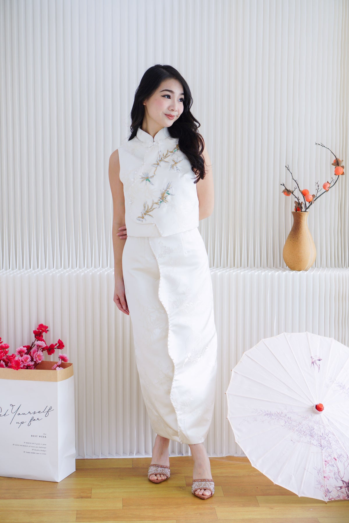 (Premium) Bai Lu Embellished 2 Piece Cheongsam Skirt Set in White