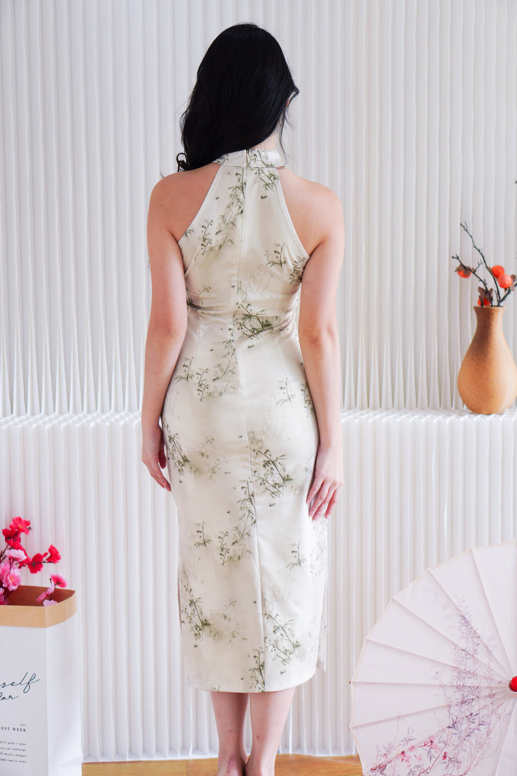 Ruo Fei Bamboo Printed Bodycon Cheongsam with Pearls in Cream & Green
