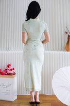Yun Ya Velvet Embossed Padded Mesh Cheongsam in Cream and Light Green