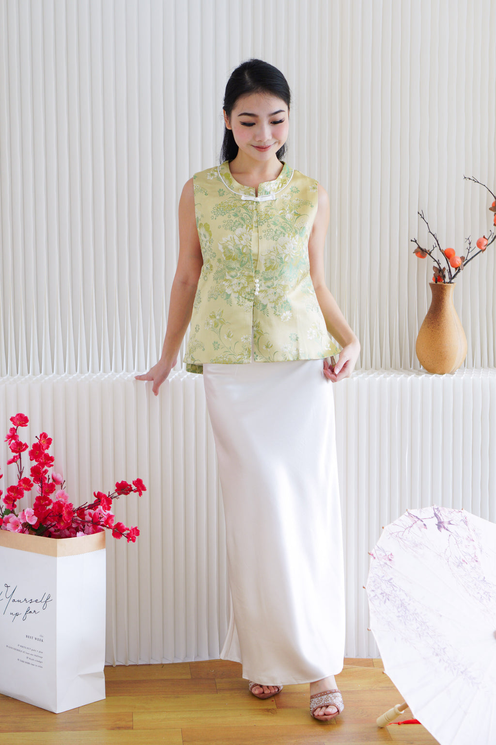 Ming Floral Cheongsam Vest Top in Green