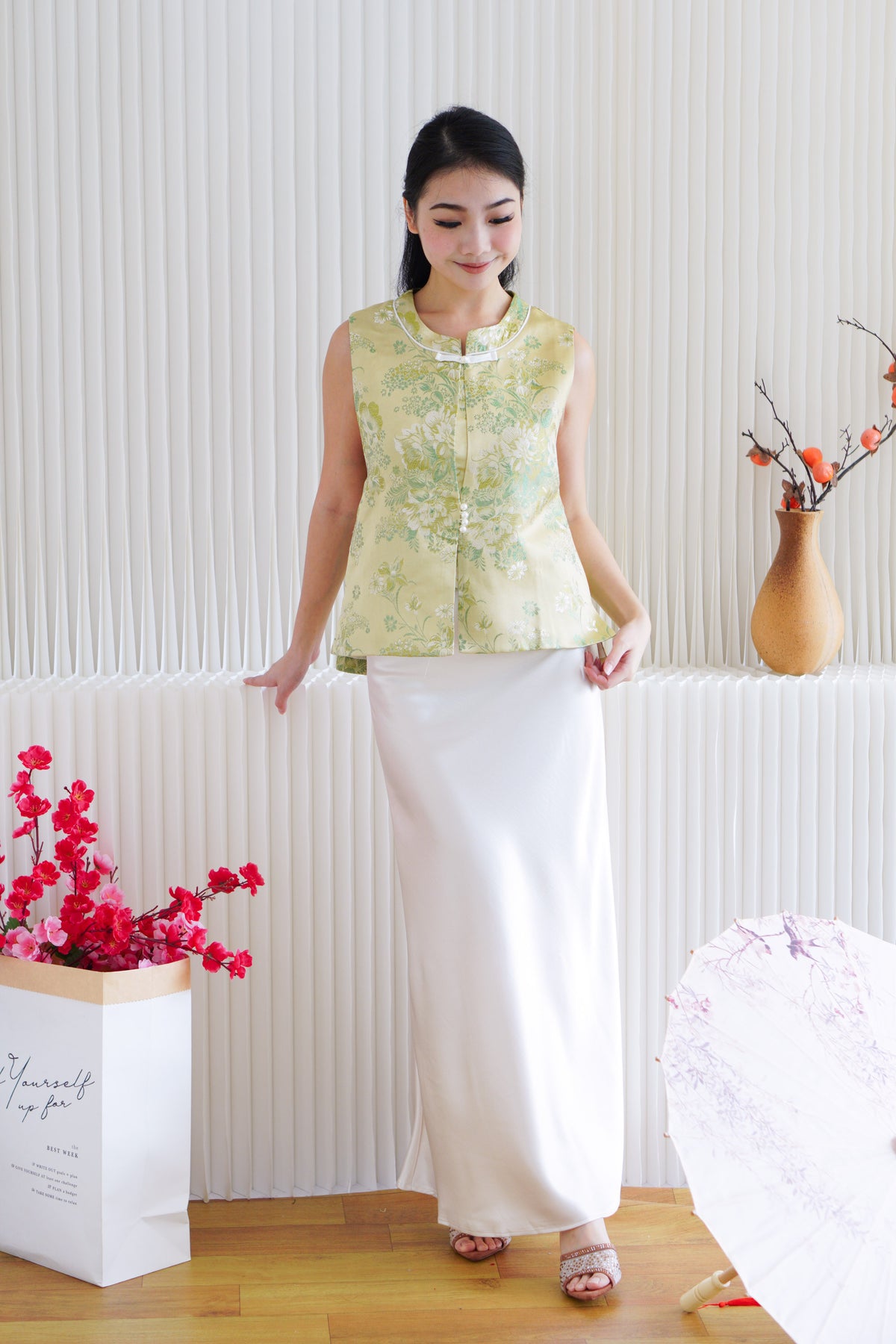 Ming Floral Cheongsam Vest Top in Green