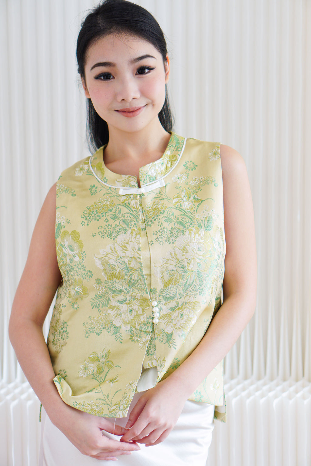 Ming Floral Cheongsam Vest Top in Green