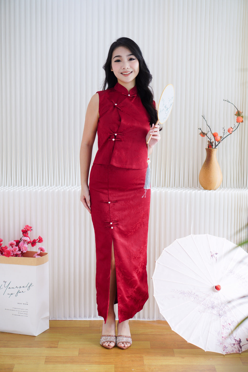 Mu Ning 2 Piece Cheongsam Skirt Set in Red