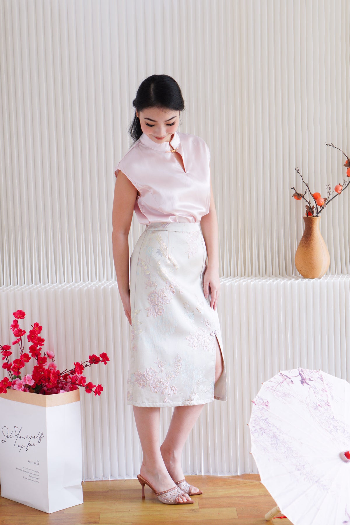 (Premium) Sui Jacquard Cheongsam Midi Skirt with Slit in Pink