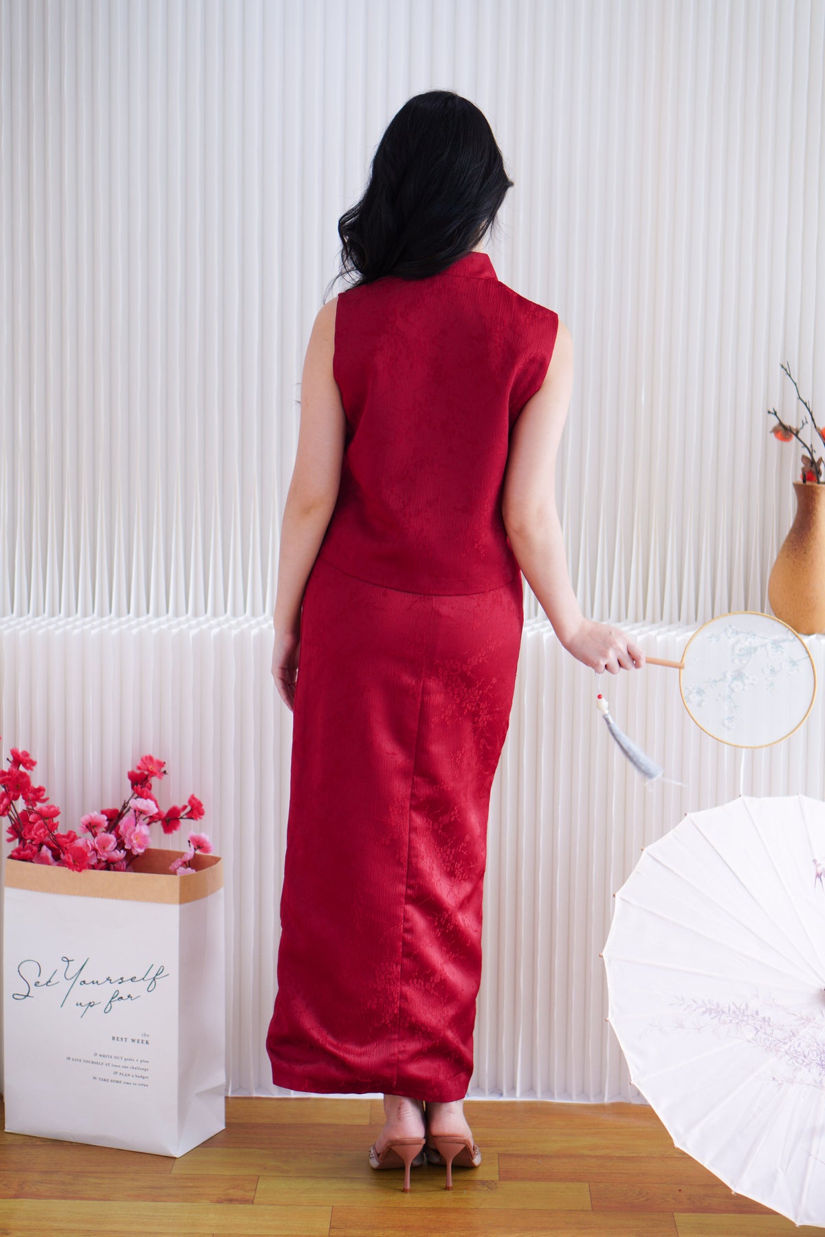 Mu Ning 2 Piece Cheongsam Skirt Set in Red