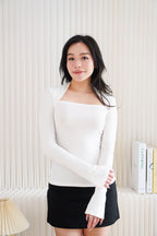 Kova Queen Anne Neckline Long Sleeve Top in White