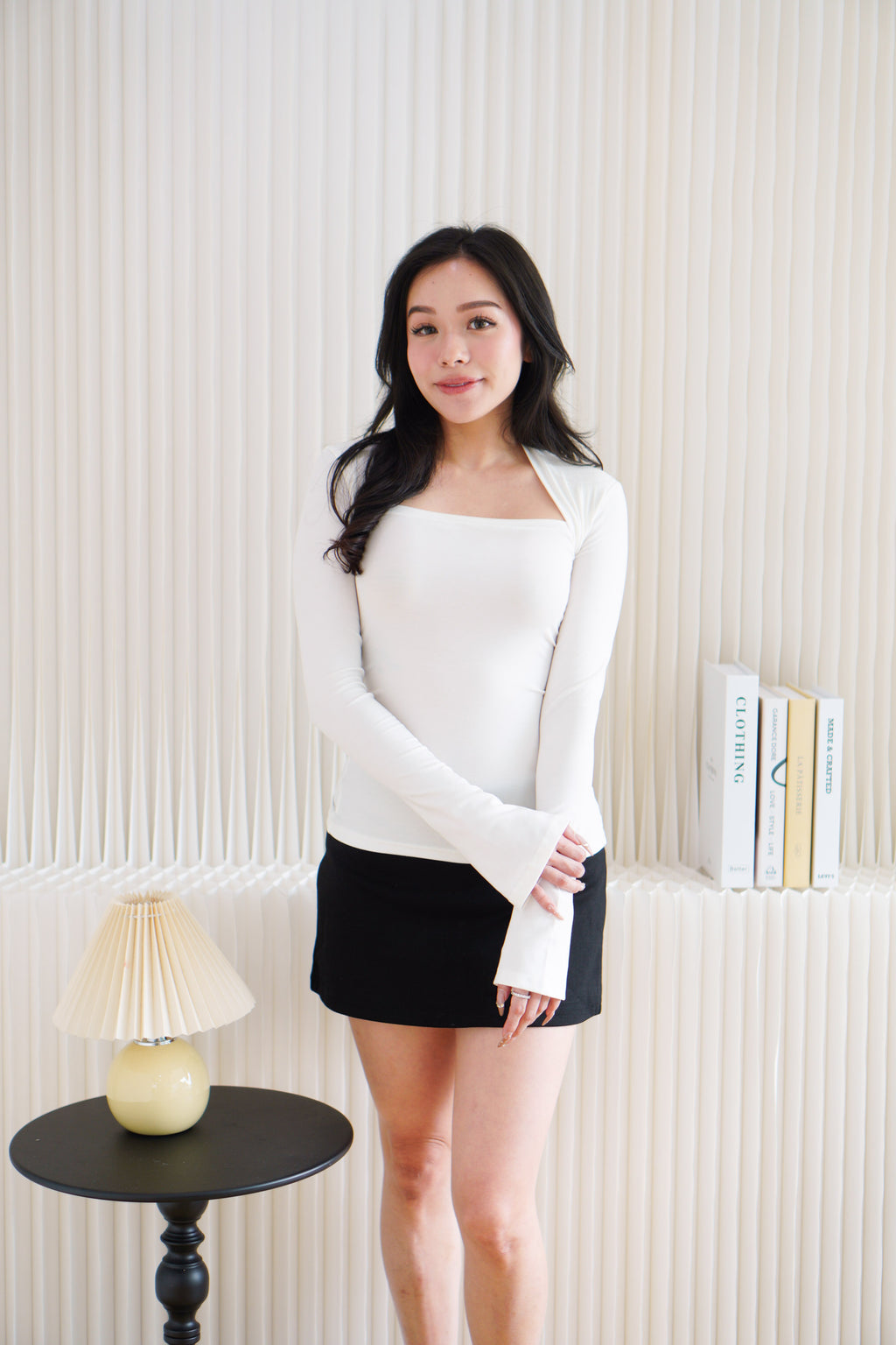Kova Queen Anne Neckline Long Sleeve Top in White