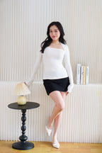 Kova Queen Anne Neckline Long Sleeve Top in White