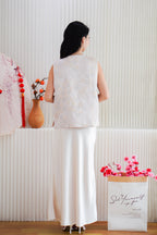 Yu Wen Floral Scallop Edge Cheongsam Vest Top in Light Pink