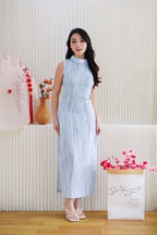 Hai Lan High Neck Modern Collar Maxi Cheongsam in Blue