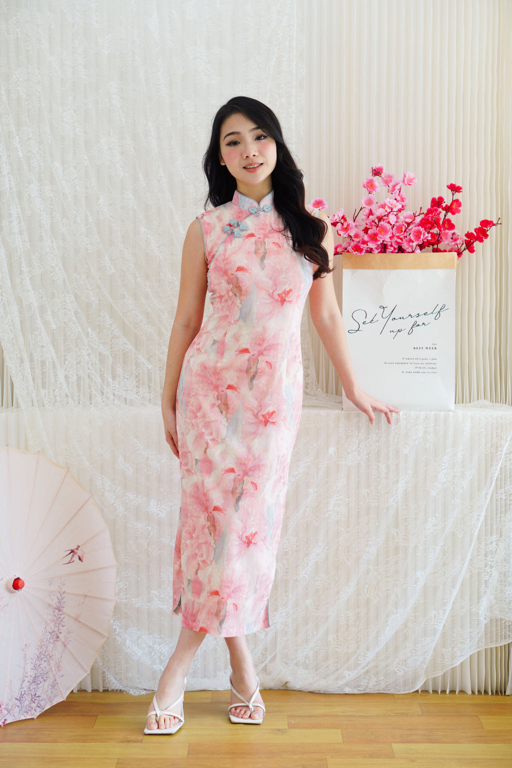 Yang Xi Floral High Neck Mesh Sleeveless Bodycon Cheongsam in Pink