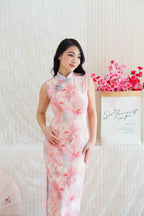 Yang Xi Floral High Neck Mesh Sleeveless Bodycon Cheongsam in Pink