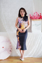 2.0 Ai Wei Floral Modern Cheongsam in Black