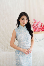 An Yao Floral High Neck Sleeveless Cheongsam in Blue