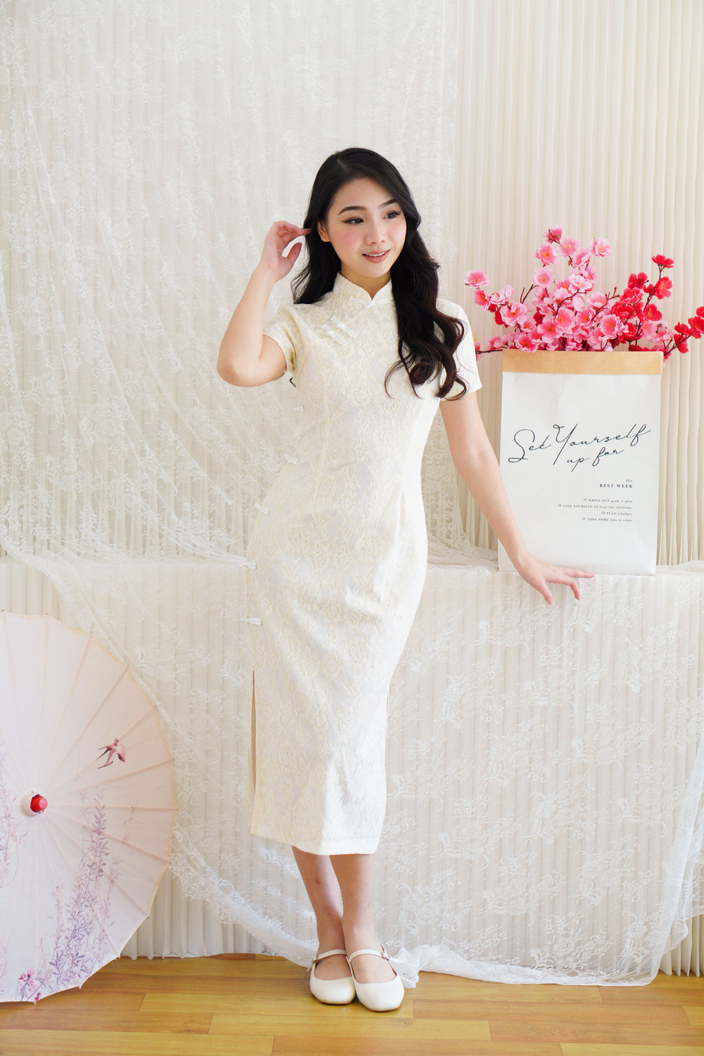 Shang Yi 2 Piece Set Short Sleeves Cheongsam with Cape in Cream White