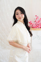 Shang Yi 2 Piece Set Short Sleeves Cheongsam with Cape in Cream White