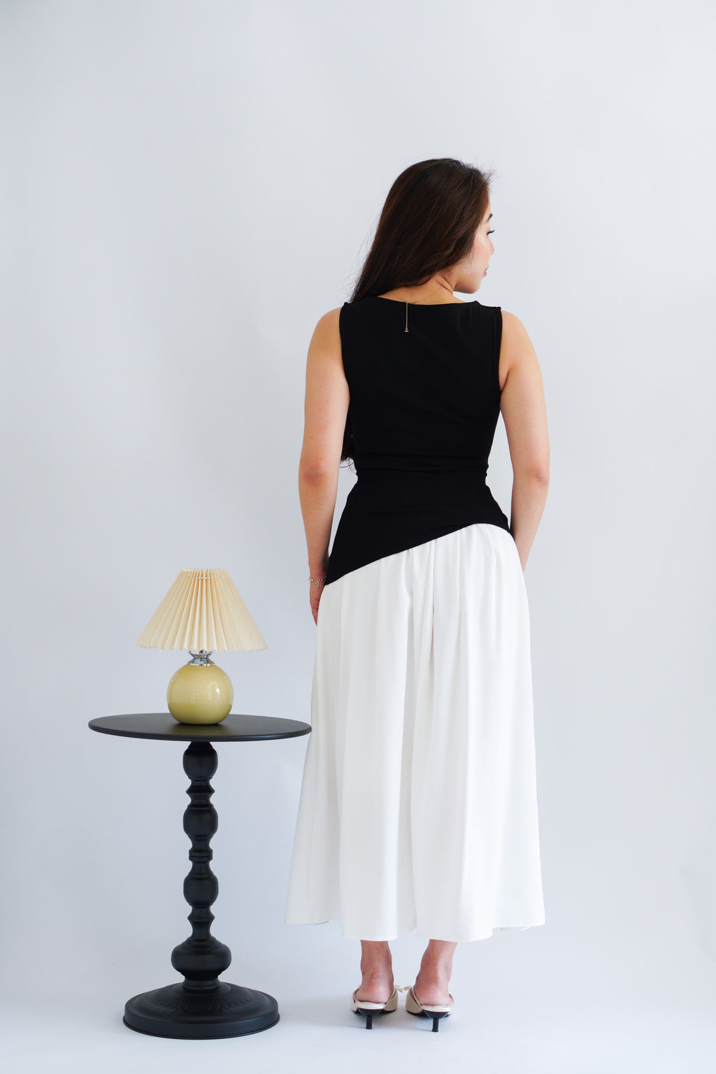 Soleil Basic High Neck Ruched Waist Top in Black