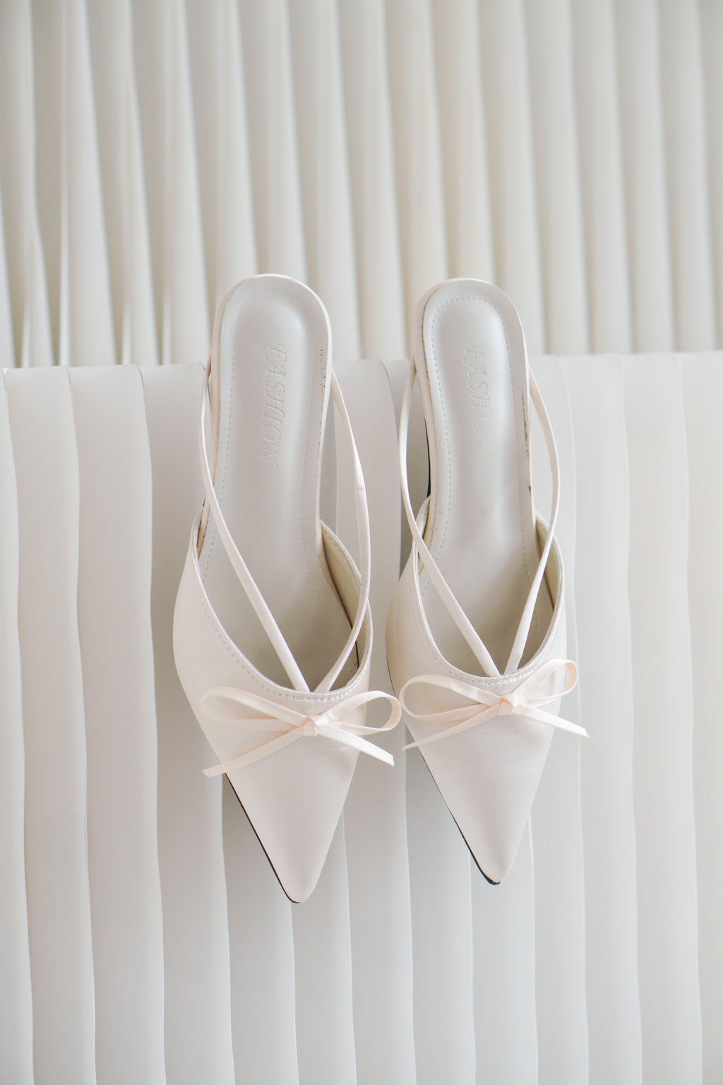 Maison Ribbon Kitten Heels in Cream